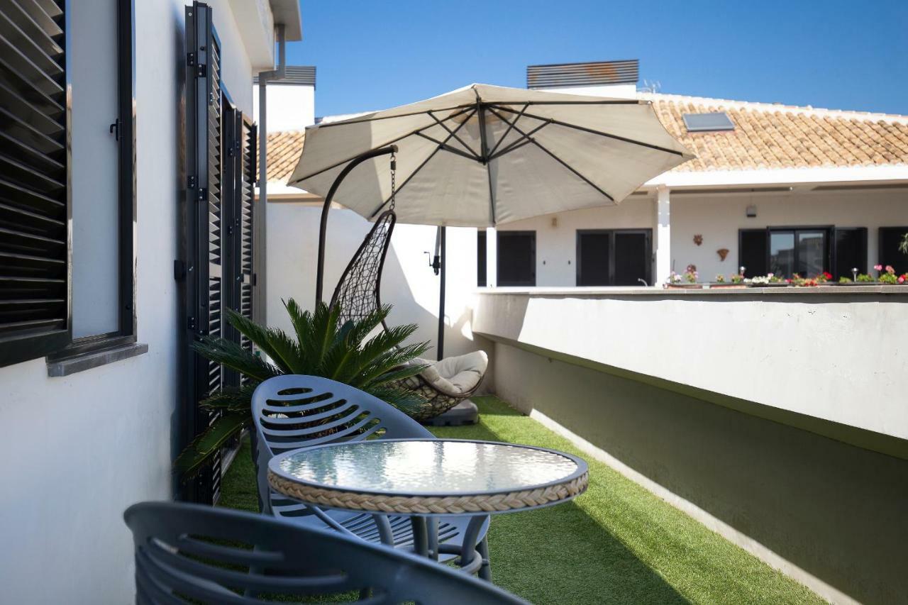 Apartamento Atico Real Suites 格拉纳达 外观 照片